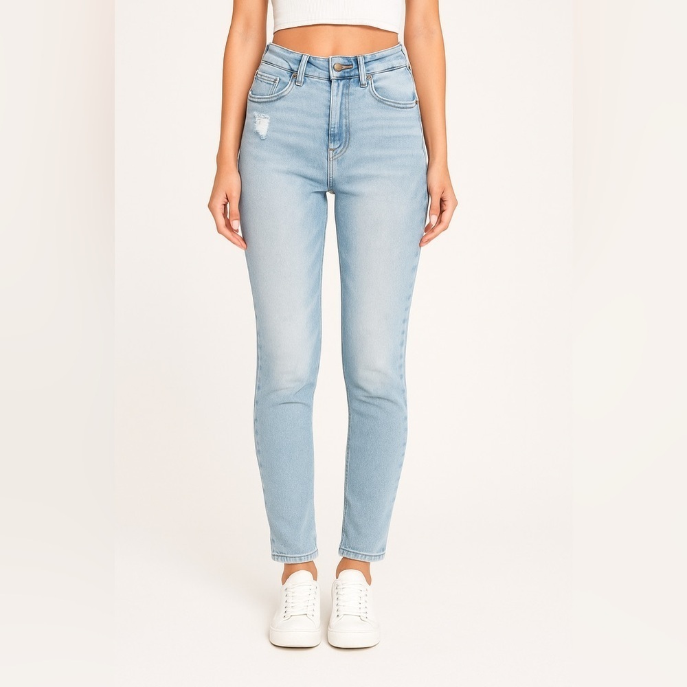American eagle AE outfitters  stretch mom jeans denim sz 2 short woman